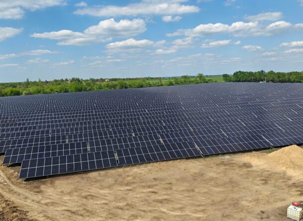 How to Choose a Reliable Partner for Installing a Solar Power Plant