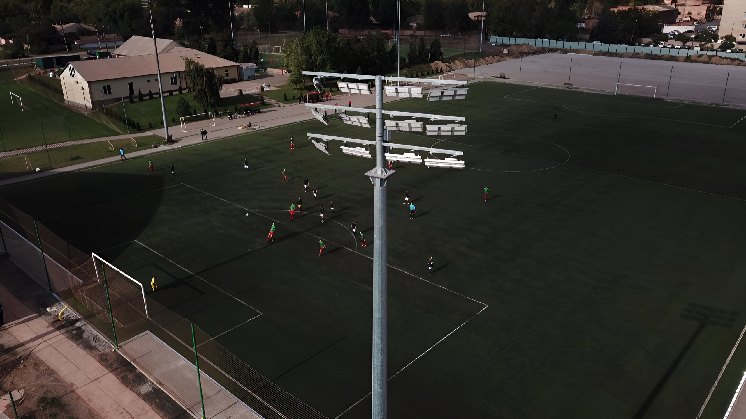 Lighting masts